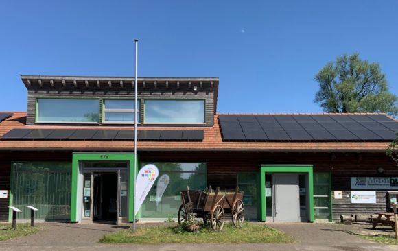 Moorhus_Frontansicht Das Moorhus lädt zum MitMachTag am 03.10.26 ein